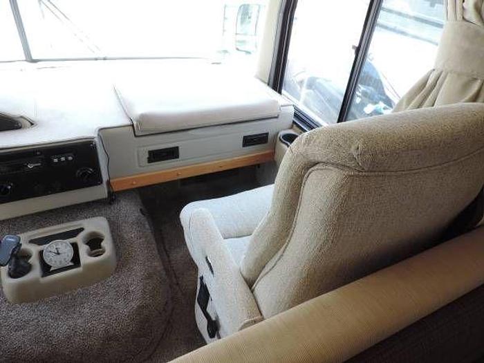 Used 2002 Monaco La Palma 30PBD