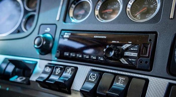 Used 2020 Kenworth T880