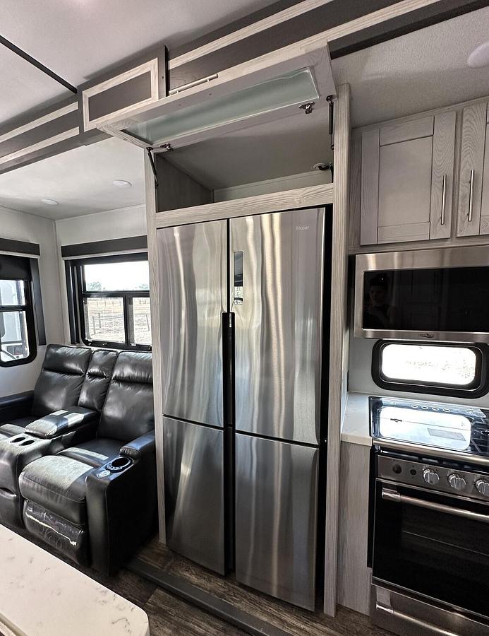 Used 2023 Keystone Fuzion 430 Fifth Wheel Toy Hauler