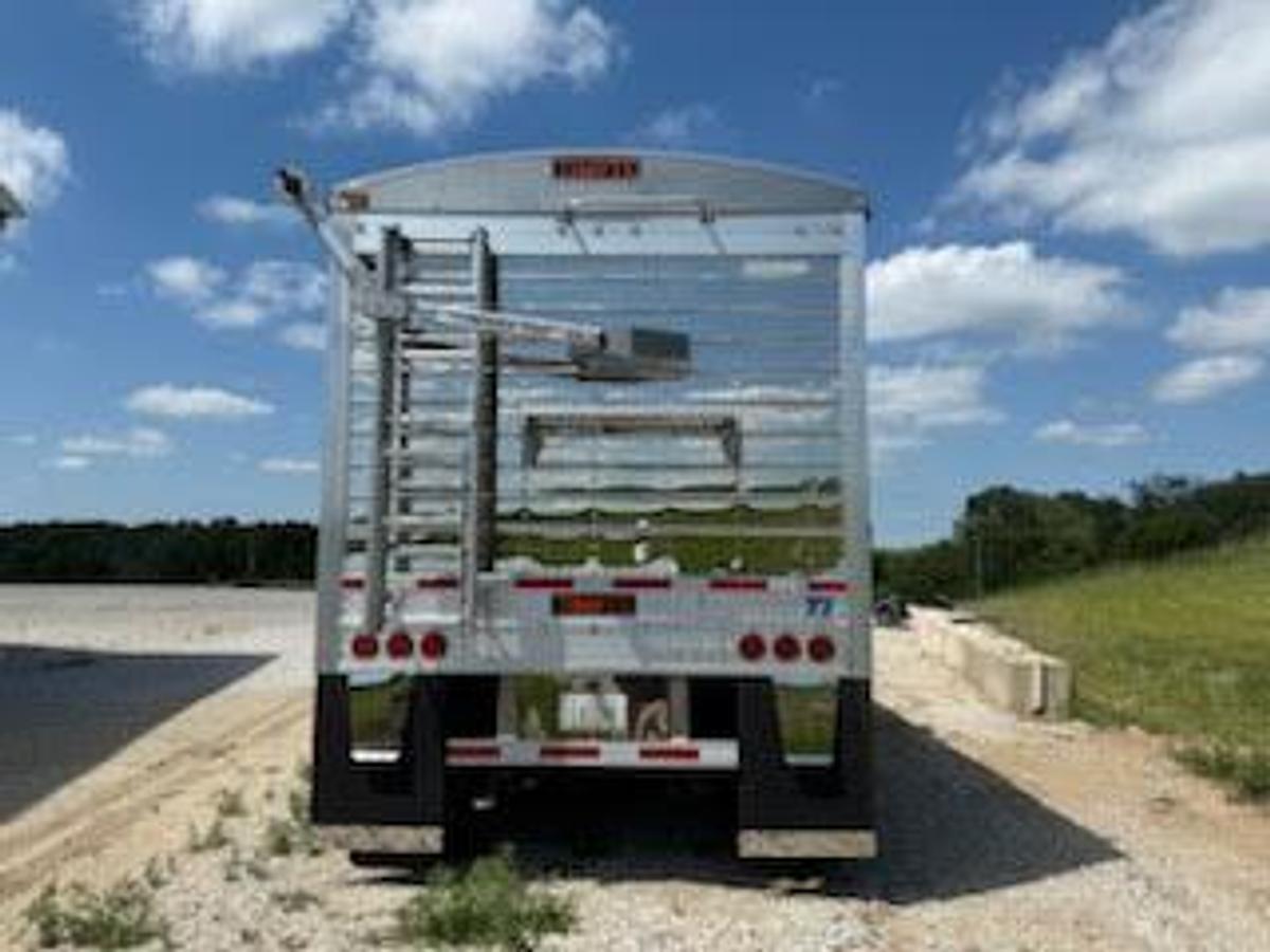 Used 2025 Timpte Commodity Hopper Trailer