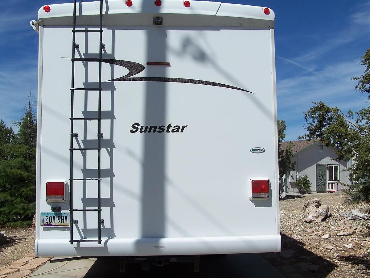 Used 2013 Itasca Sunstar 30T Class A Motorhome