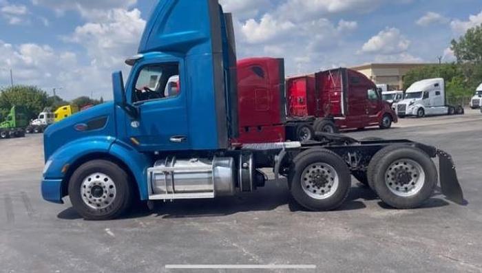 Used 2018 Peterbilt 579