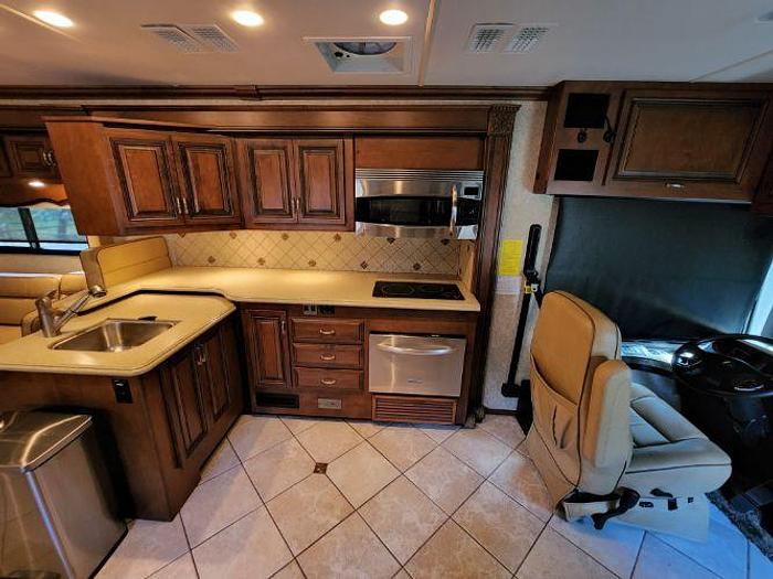 Used 2011 Fleetwood Providence 42P