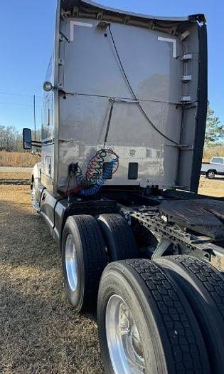 Used 2015 KENWORTH T680