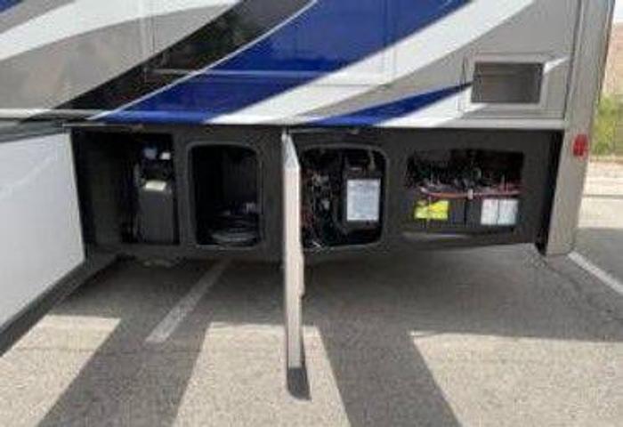 Used 2017 Fleetwood Pace Arrow 35MHave contracted with eBay Motors Dealer and financing, transportation & maintenance options are now available.Just installed (Approx $2,500-$3,000) brand new Ironman tires (all 6) on the RV  36 FT, 2017 Fleetwood Pace ...