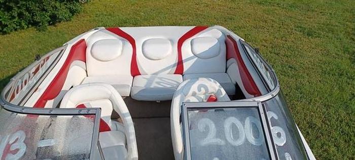 Used 2006 Mariah SX18