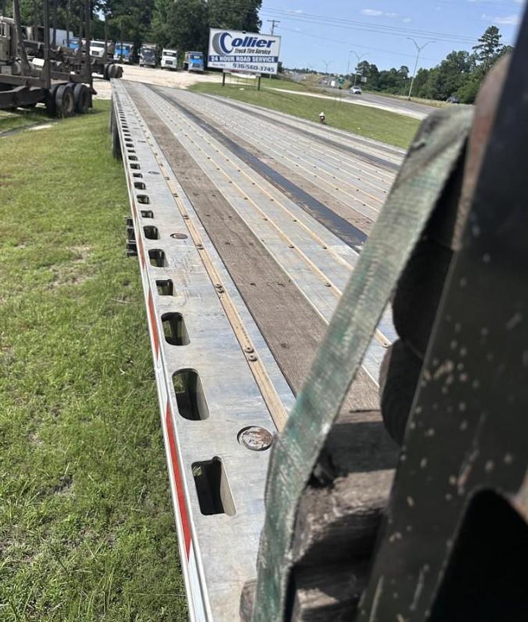 Used 2018 Western Star 5700XE & 2023 FONTAINE DROP DECK