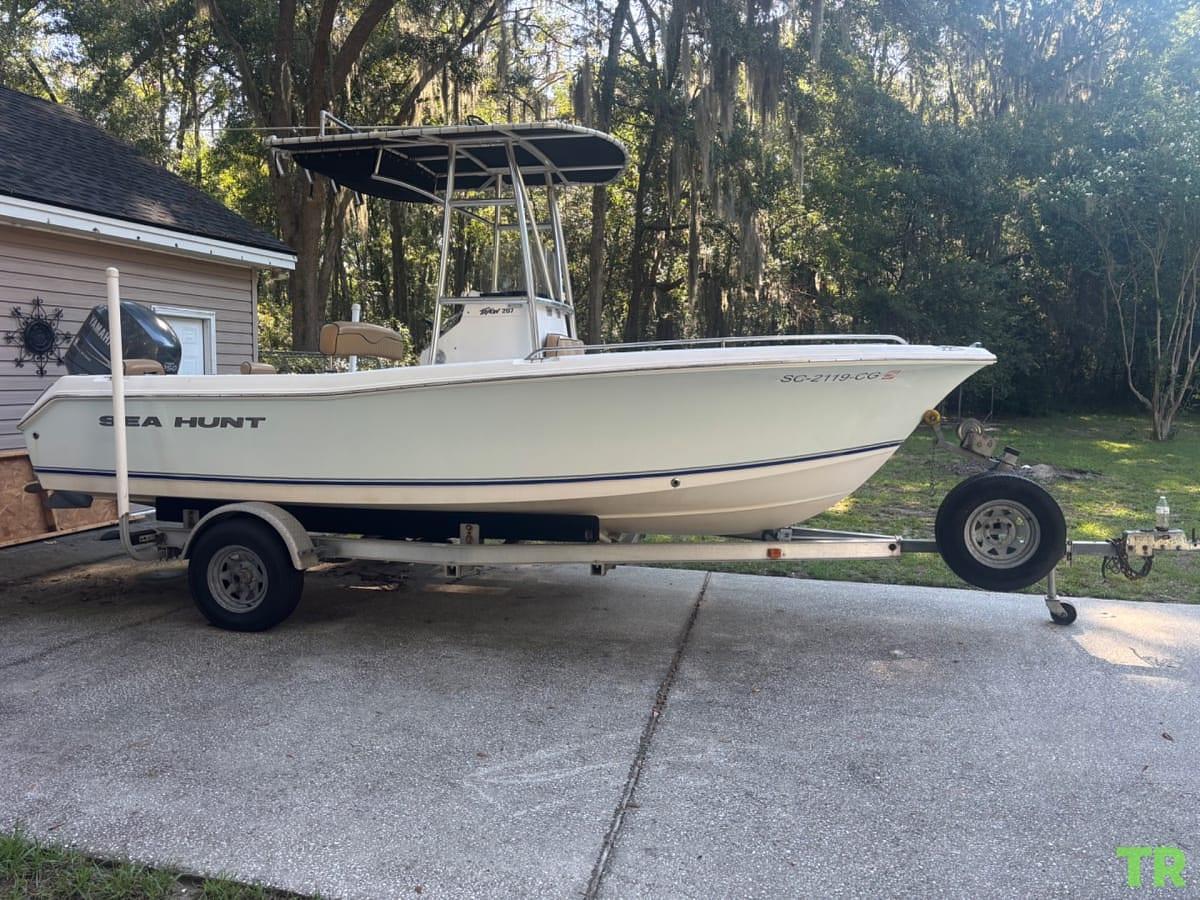 Used 2007 Sea Hunt Triton Center