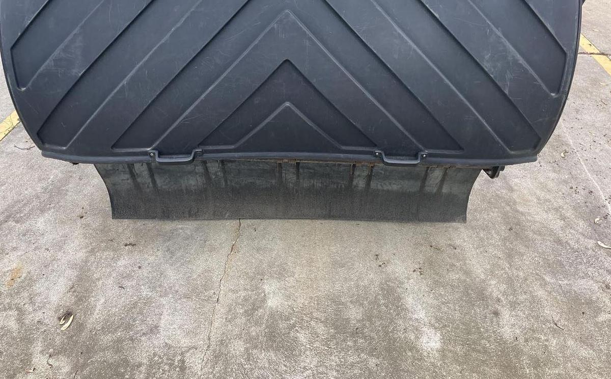 Used 2019 Peterbilt 220 sweeper truck