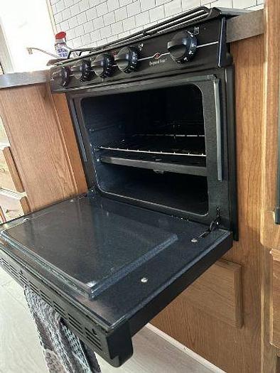 Used 2004 Fleetwood Tioga 26Q