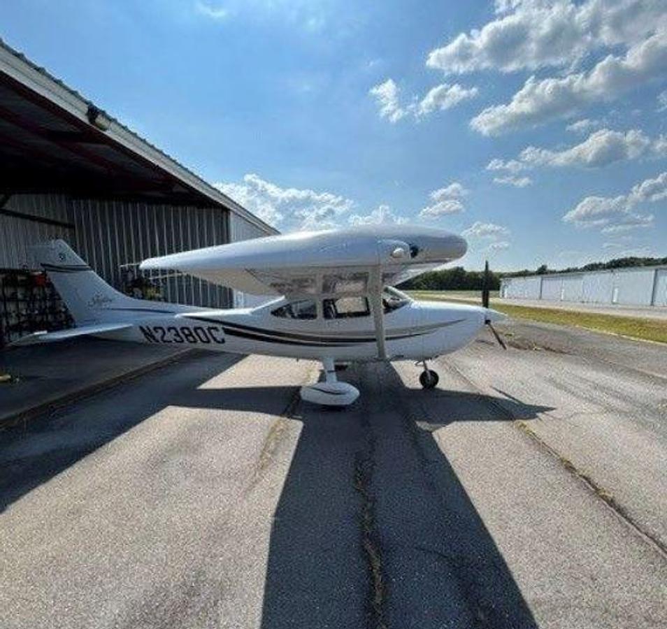 Used 1999 Cessna 182S