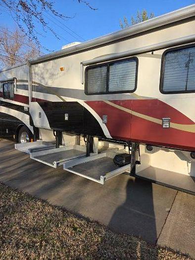 Used 2001 Fleetwood American Eagle 40EQS