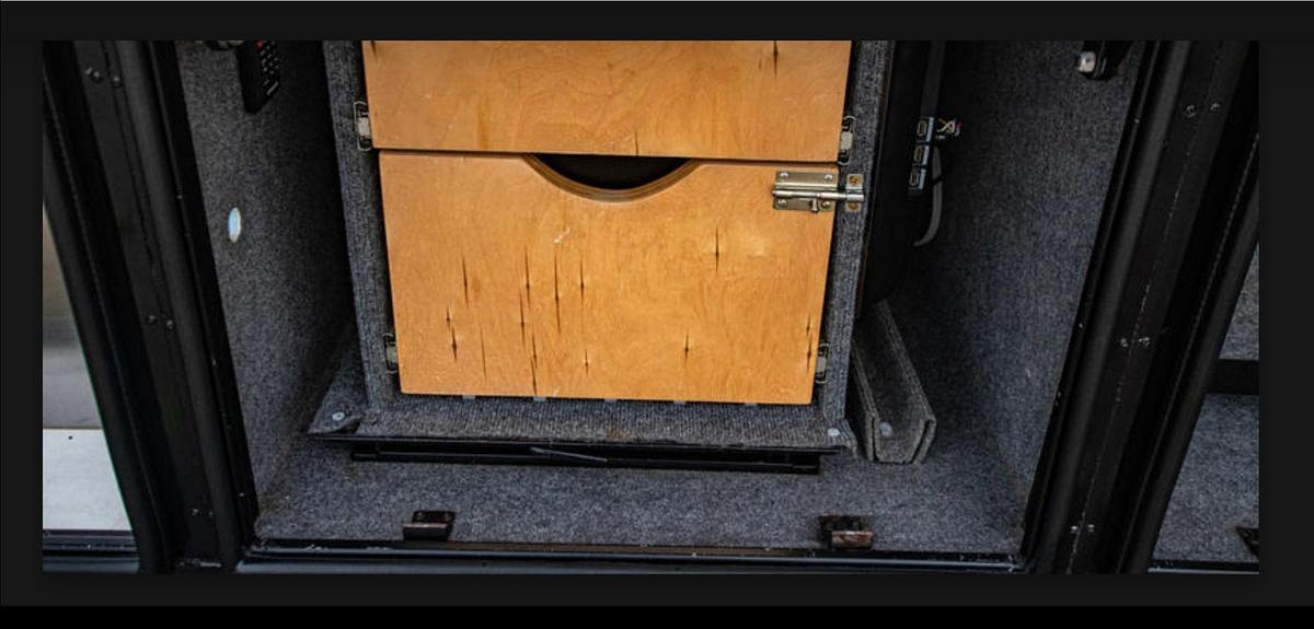 Used 2009 Foretravel Nimbus Tahoe 4030