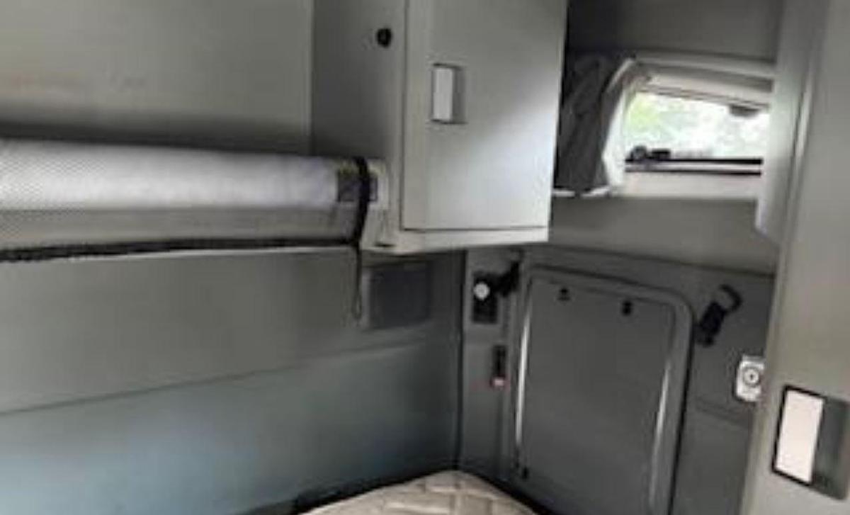 Used 2020 Kenworth T880