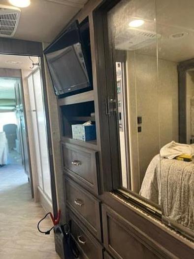 Used 2018 Winnebago Sightseer