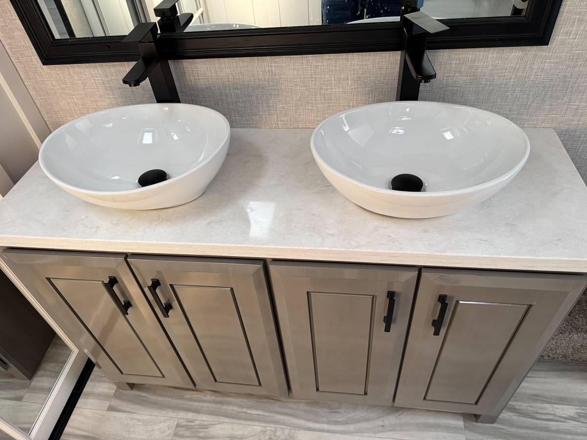 Used 2024 Jayco Pinnacle 38FLS Fifth Wheel