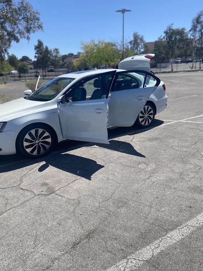 Used 2013 Volkswagen Jetta Hybrid SEL Premium