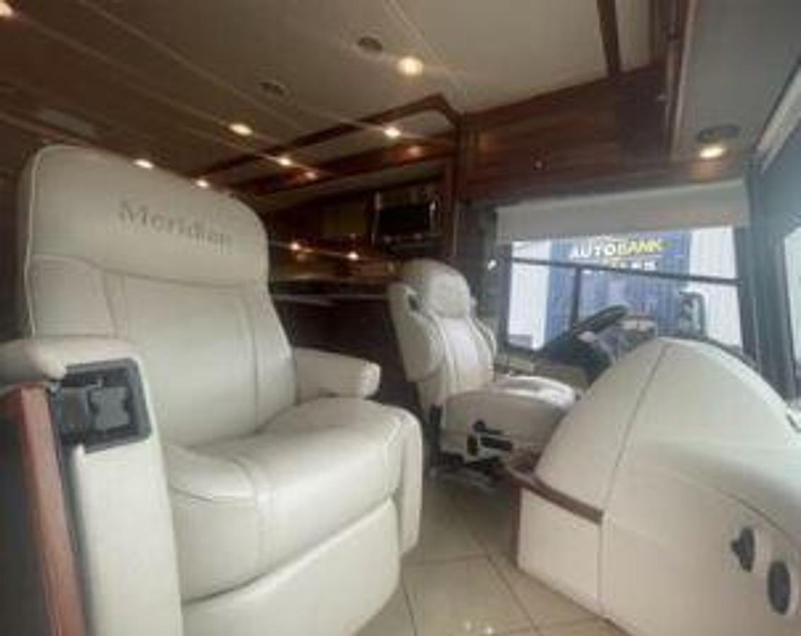 Used 2015 Winnebago Itasca Horizon 40R