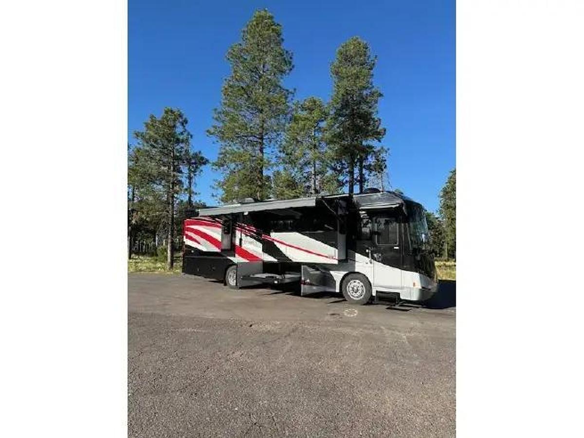 Used 2014 Winnebago Journey 34B Class A Motorhome