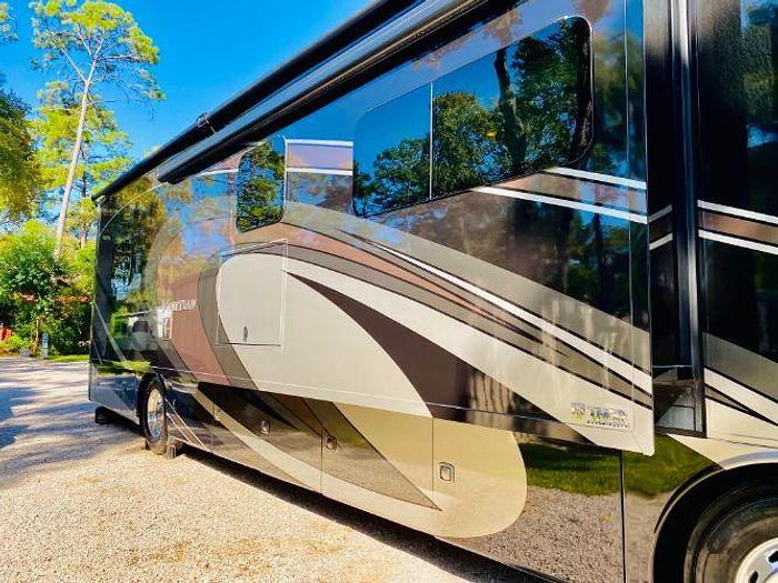 Used 2019 Thor Venetian J40
