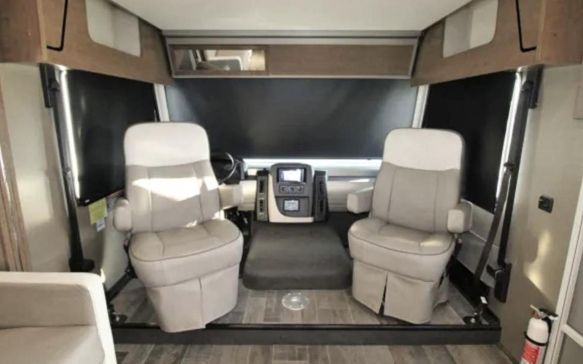 Used 2019 Winnebago Intent 29L Class A Motorhome
