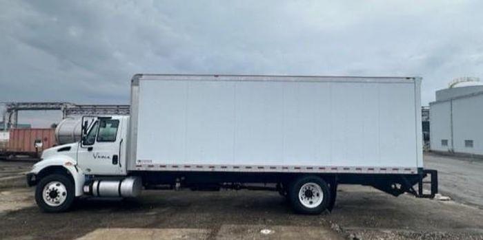 Used 2017 INTERNATIONAL DURASTAR 4300