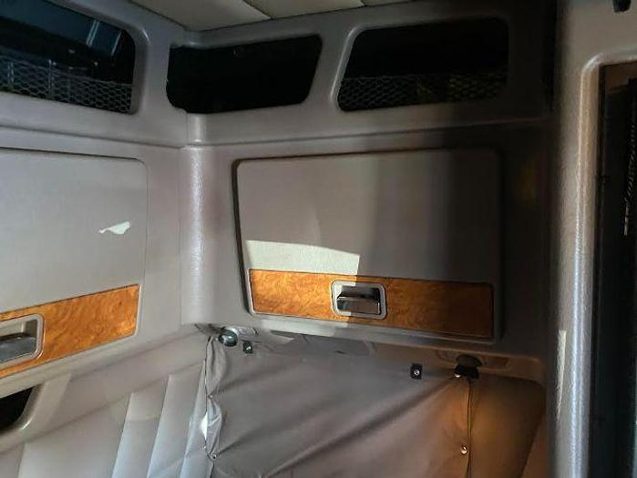 Used 2007 Peterbilt 379EXHD