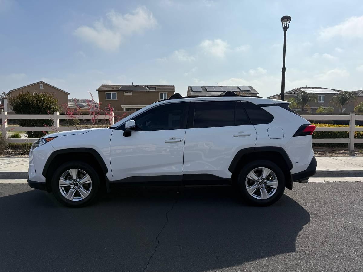 Used 2021 Toyota RAV4 XLE AWD