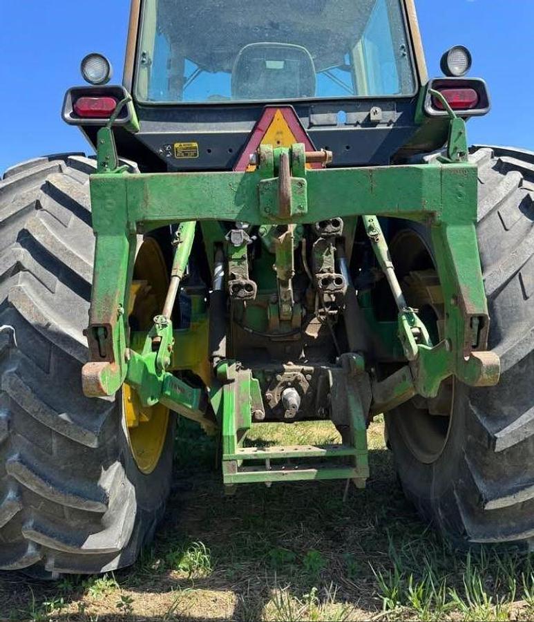 Used 1990 John Deere 4955