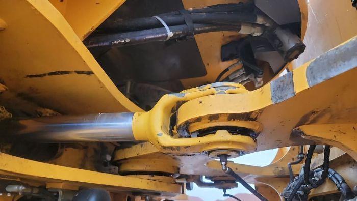 Used 2014 Volvo L350F