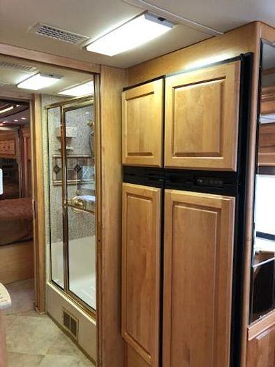 Used 2005 Monaco Executive 40PBT