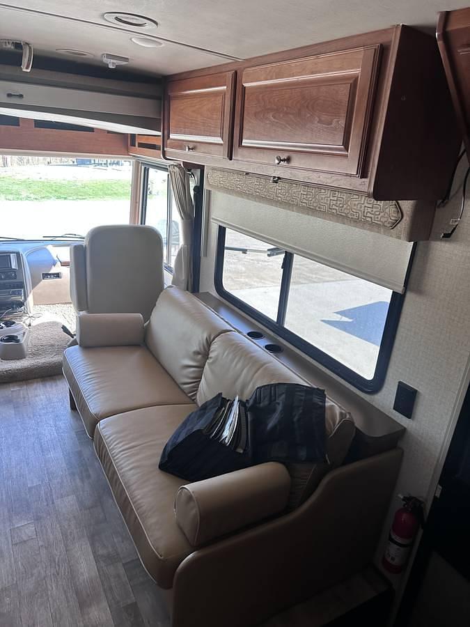 Used 2018 Winnebago Vista