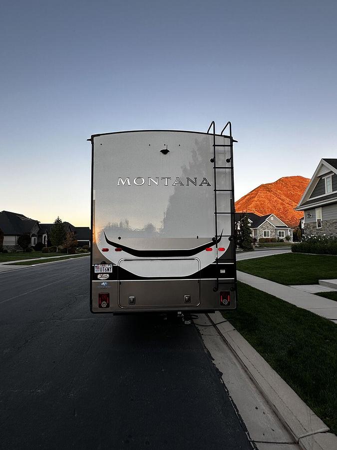 Used 2022 Keystone Montana Legacy 3761FL Fifth Wheel