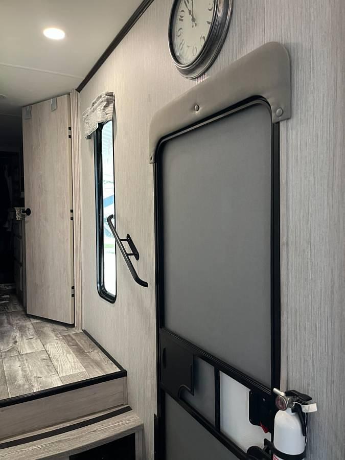 Used 2022 Forest River Sandpiper 321RL Luxury Fifth Wheel
