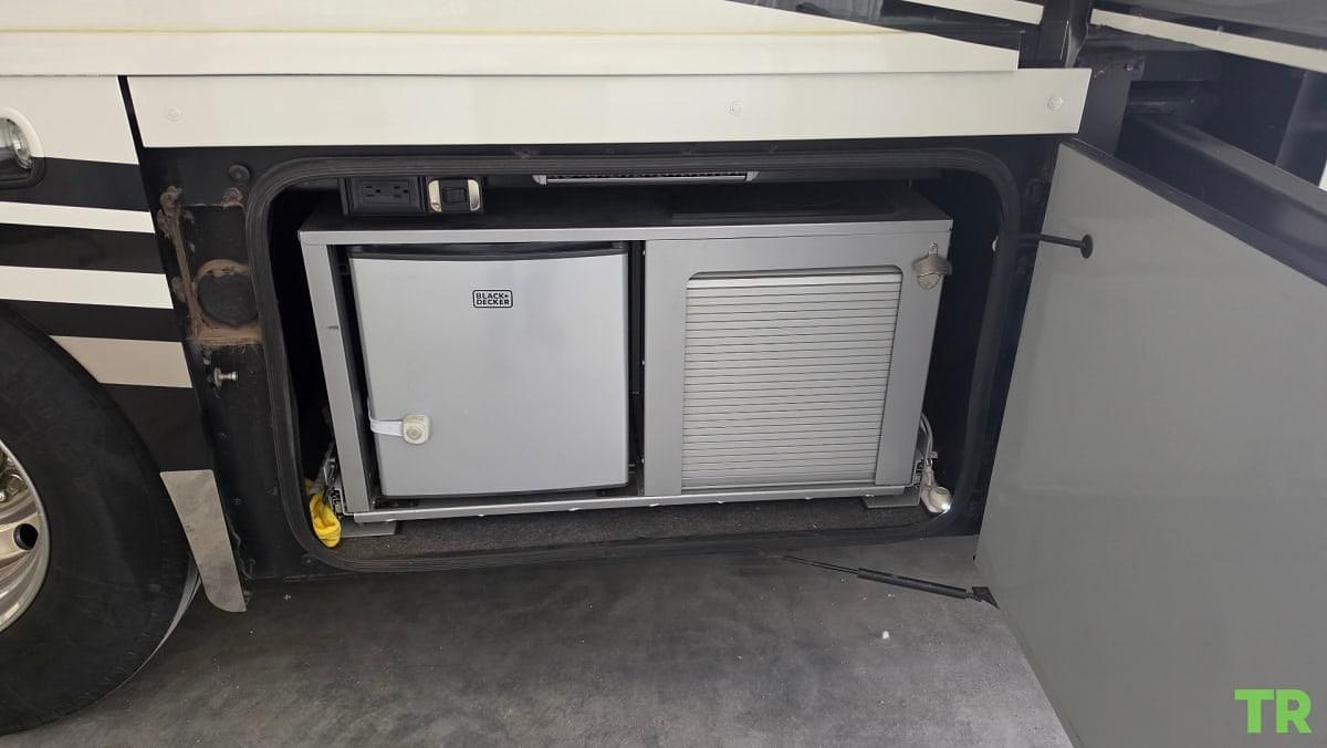 Used 2017 Winnebago Grand Tour 45RL