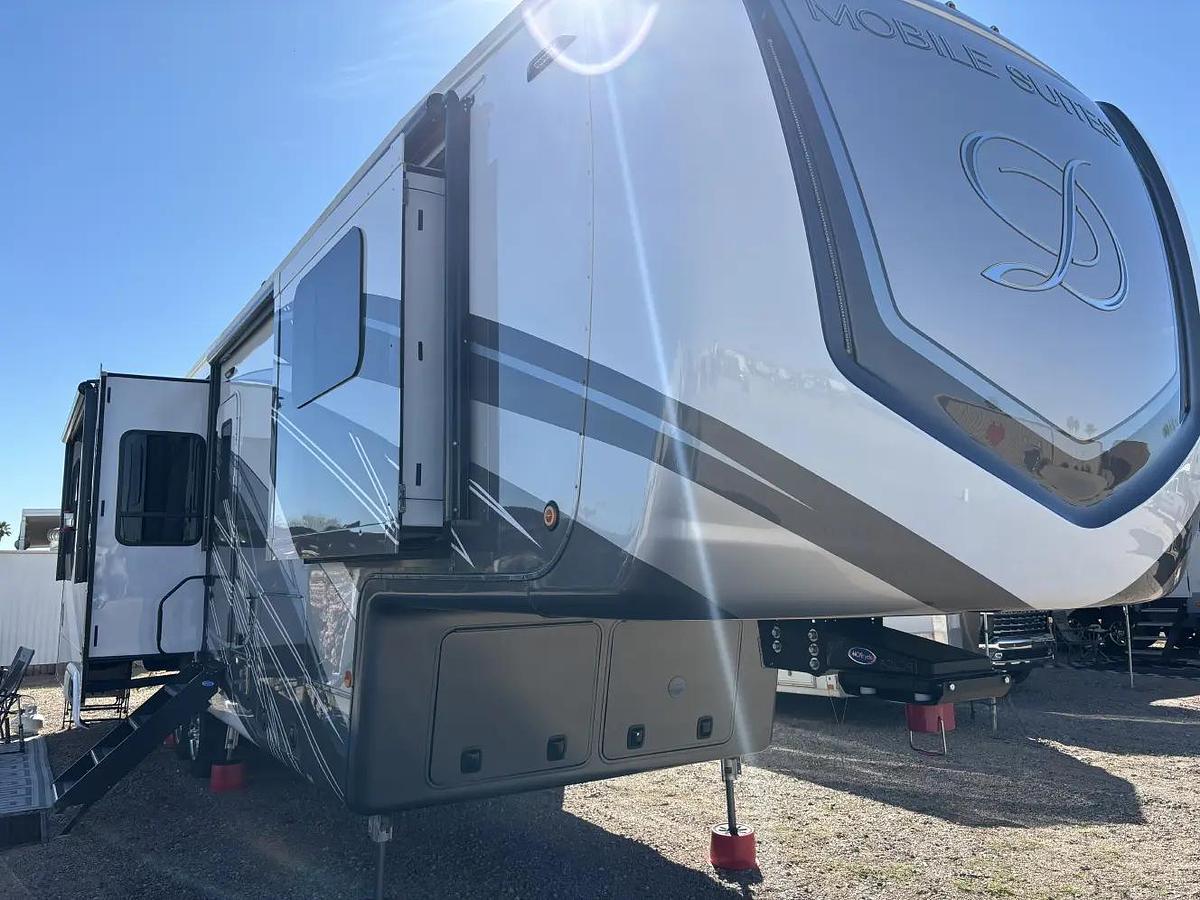 Used 2024 DRV MOBILE SUITES 36RSSB3