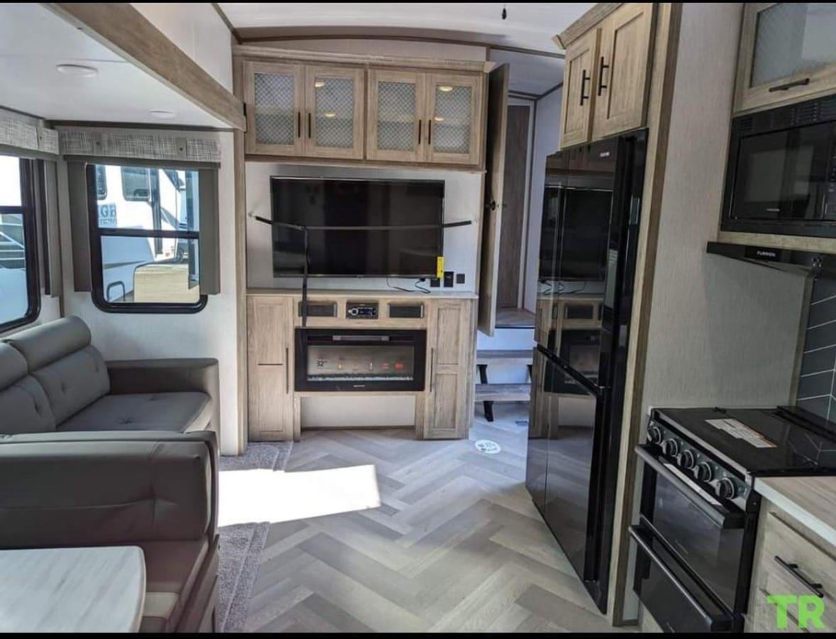 Used 2022 Forest River Salem Hemisphere 356QB