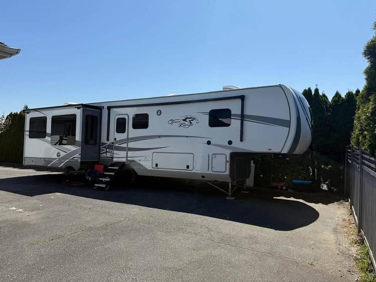 Used 2019 Highland Ridge Open Range 371 MBH