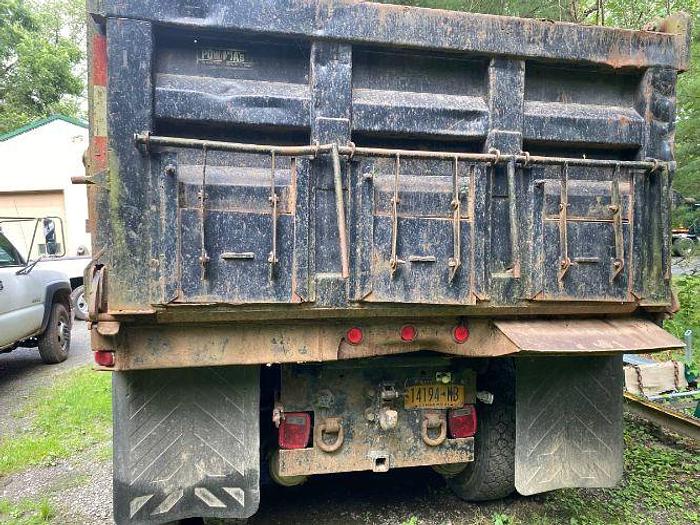 Used 1985 INTERNATIONAL S2600 Dump Truck