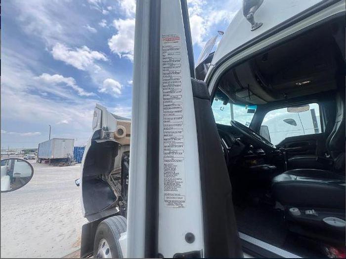 Used 2024 KENWORTH W990