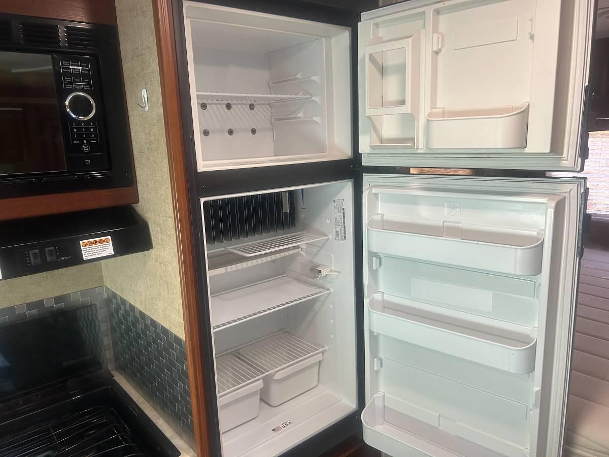 Used 2016 Forest River Sunseeker 2290S