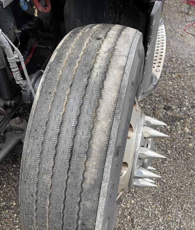 Used 2009 Mack Granite GU813 Grapple Truck