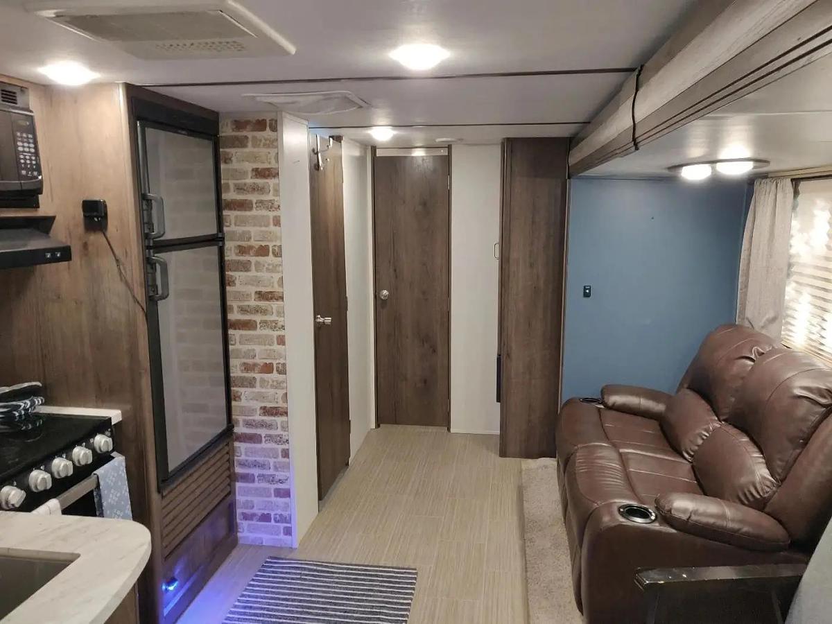 Used 2019 Keystone Passport Bunkhouse