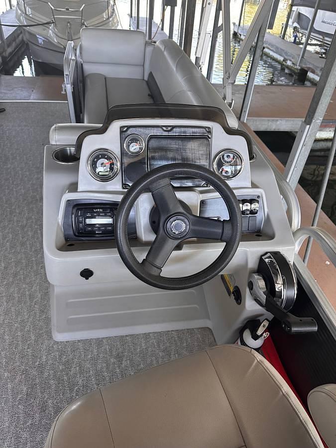 Used 2020 Avalon Venture