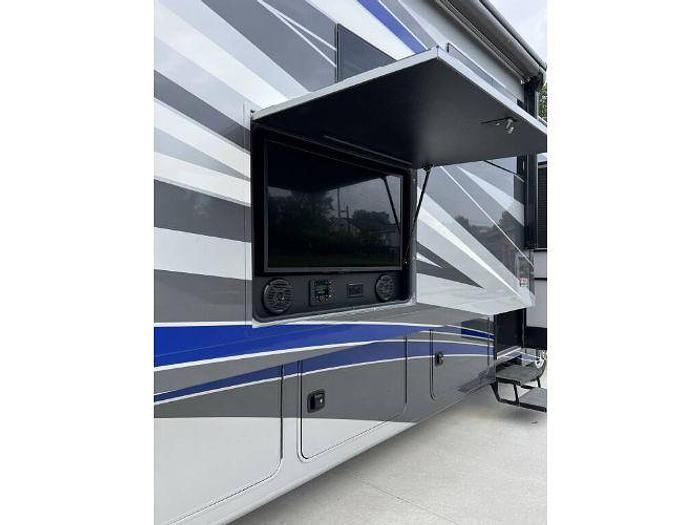 Used 2024 Entegra Coach Vision Xl 34G
