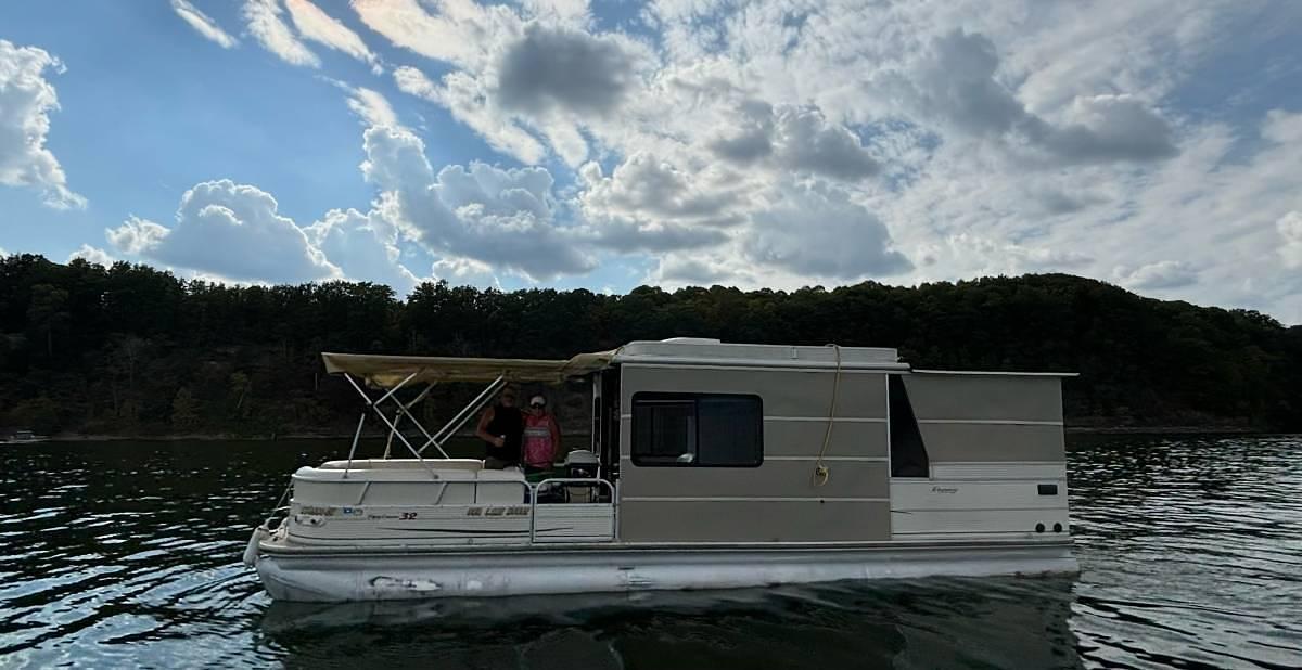 Used 2007 Suntracker Party Cruiser Regency