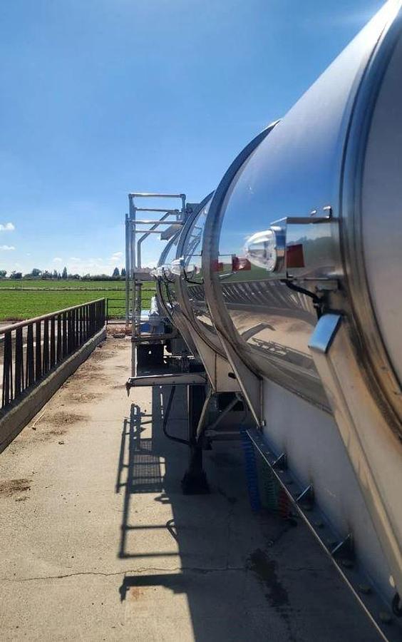 Used 2024 WESTMARK 40 ft x 96 in Flatbed Trailer