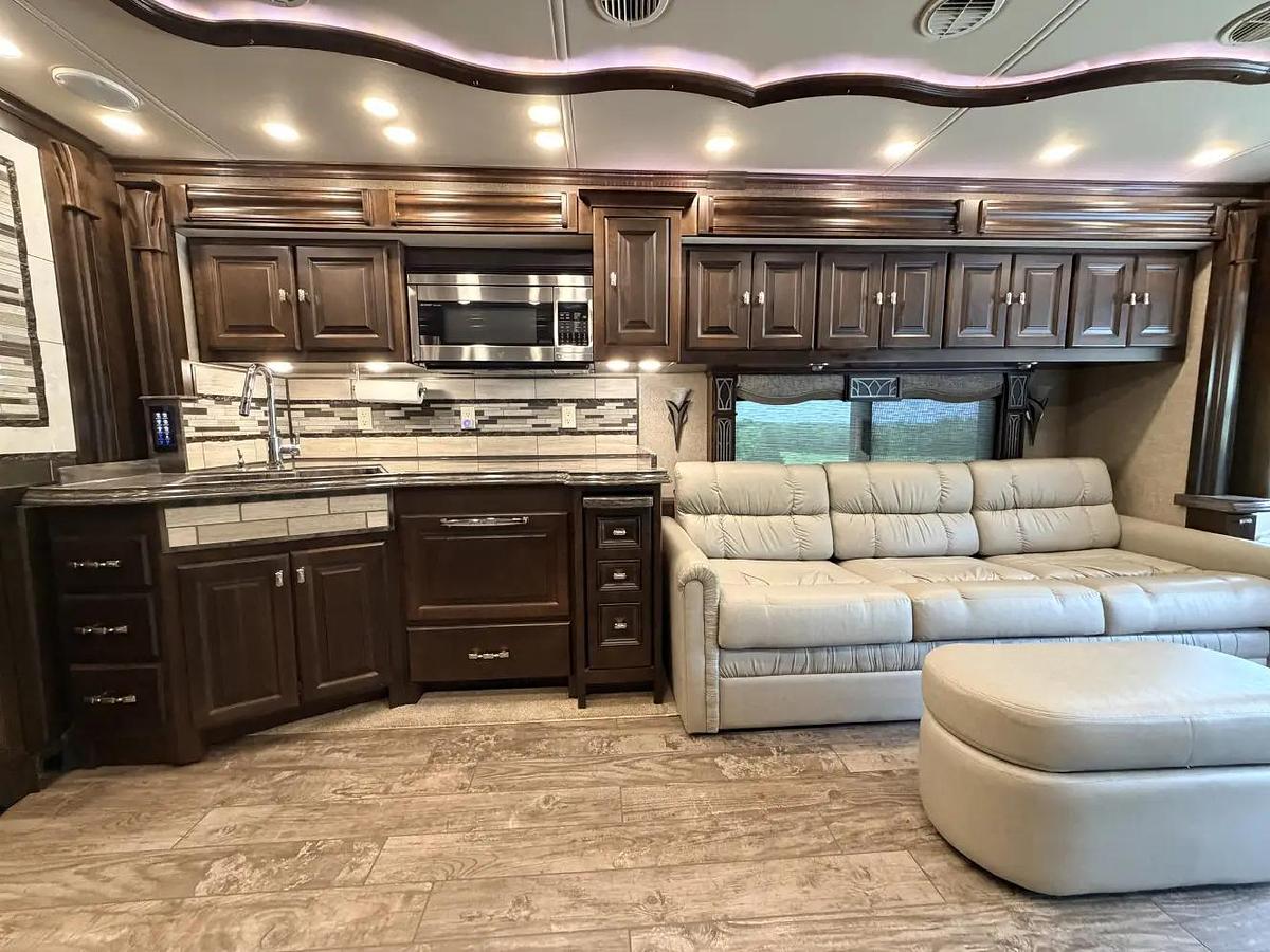 Used 2017 Tiffin Motorhomes Allegro Bus 40SP