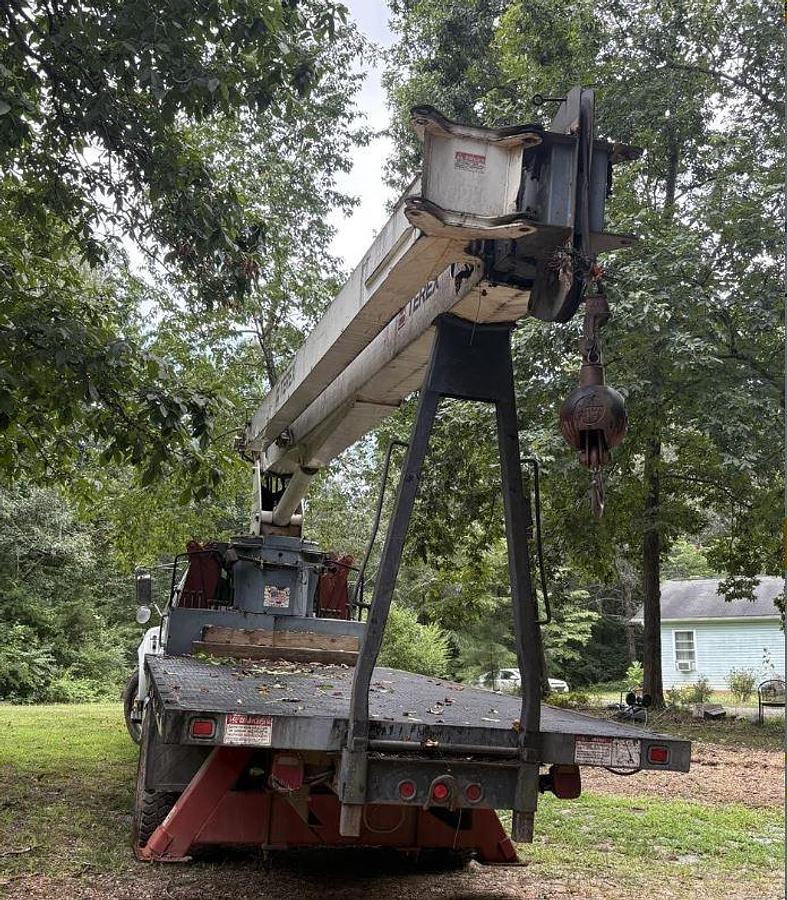 Used 2005 TEREX BT3470 MOUNTED ON 2005 FORD F750 XL