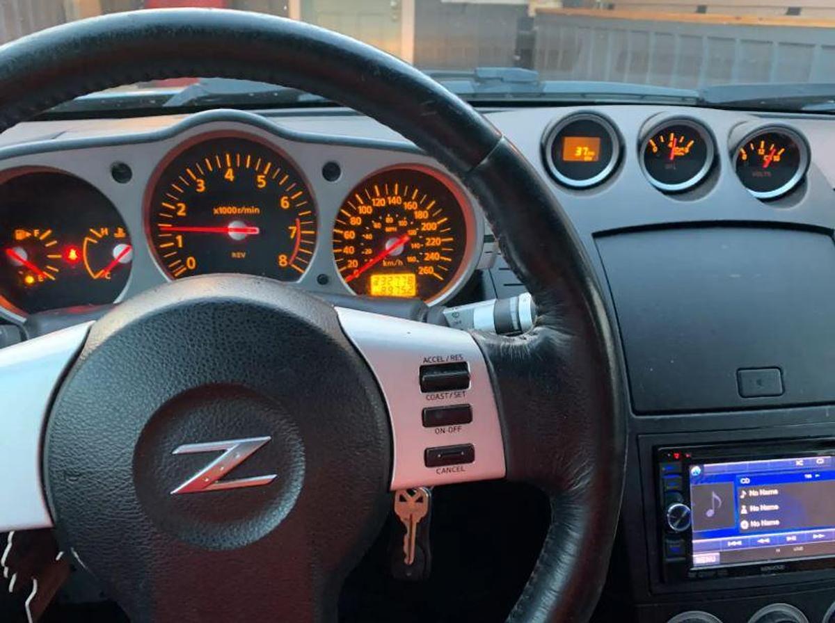 Used 2004 Nissan 350Z Roadster Convertible